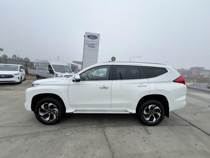 2024 Mitsubishi Pajero Sport GLS