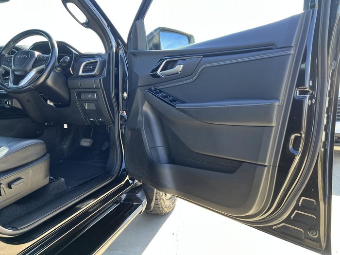 2021 Isuzu D-MAX X-TERRAIN