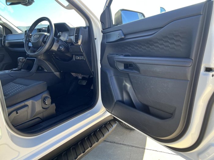2022 Ford Everest Ambiente