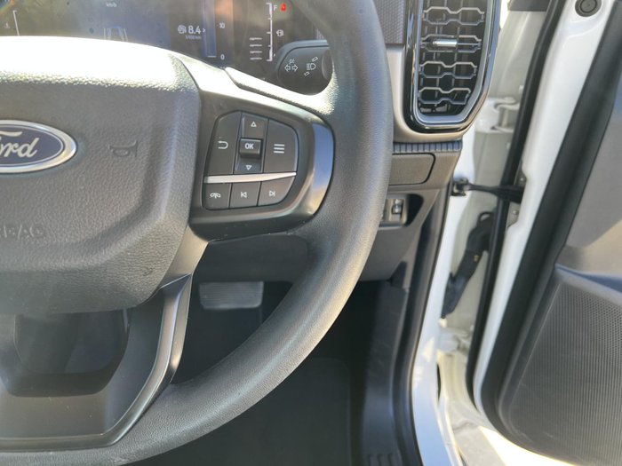 2022 Ford Everest Ambiente