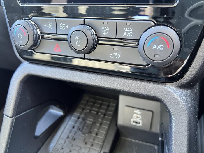 2022 Ford Everest Ambiente