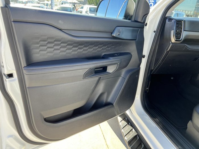 2022 Ford Everest Ambiente