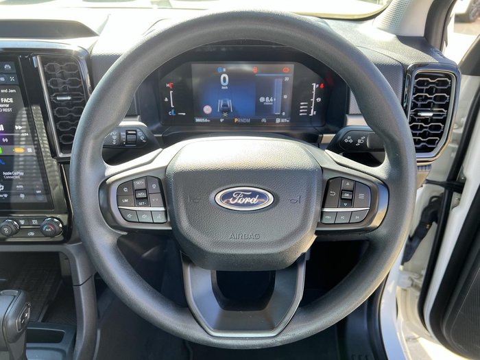 2022 Ford Everest Ambiente