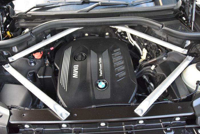 2021 BMW X7 xDrive30d M Sport Dark Shadow Edition G07 4X4 Constant Frozen Arctic Grey