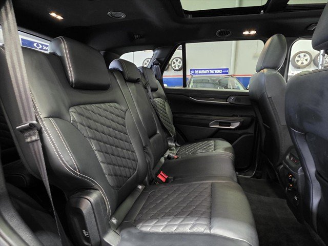 2025 Ford Everest Platinum