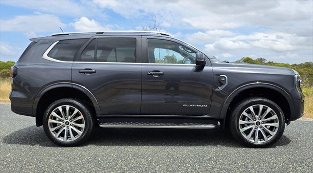 2025 Ford Everest Platinum