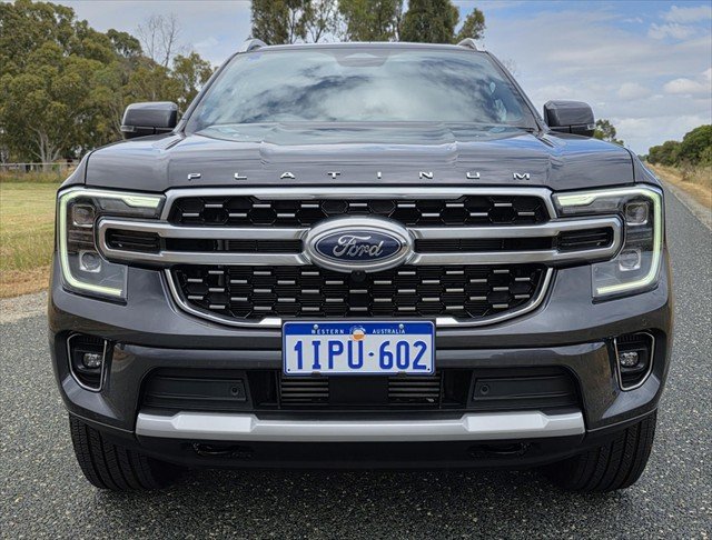 2025 Ford Everest Platinum