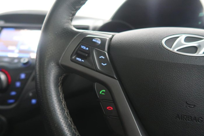 2016 Hyundai Veloster SR Turbo