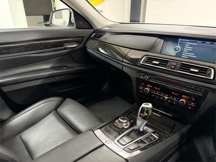 2012 BMW 7 Series 730d