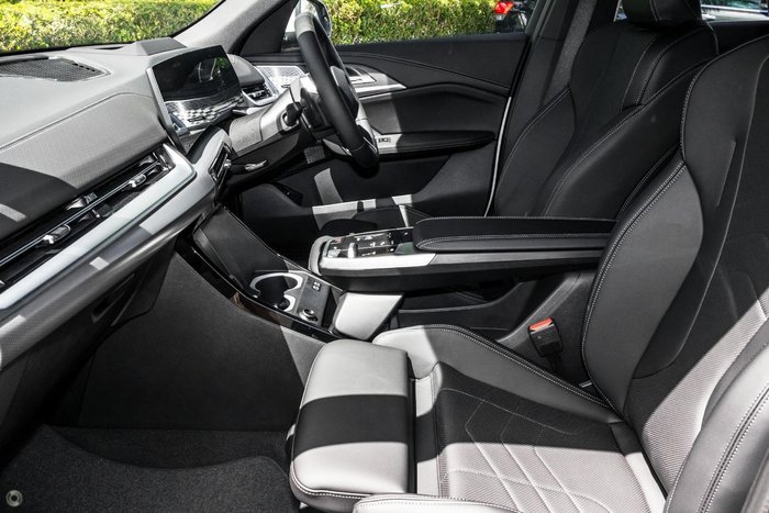 2024 BMW iX2 xDrive30 M Sport