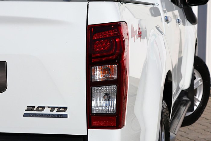 2017 Isuzu D-MAX LS-Terrain