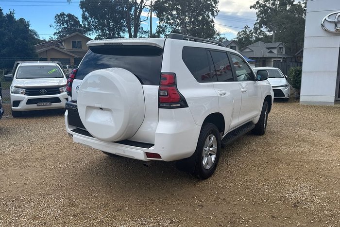 2022 Toyota Landcruiser Prado GXL