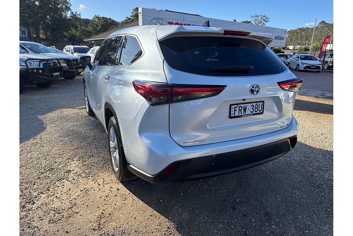 2022 Toyota Kluger GX