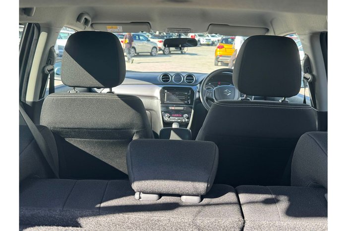2023 Suzuki Vitara 