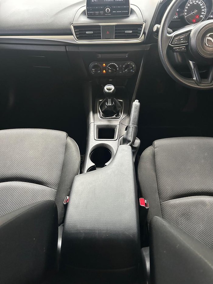 2016 Mazda 3 Neo
