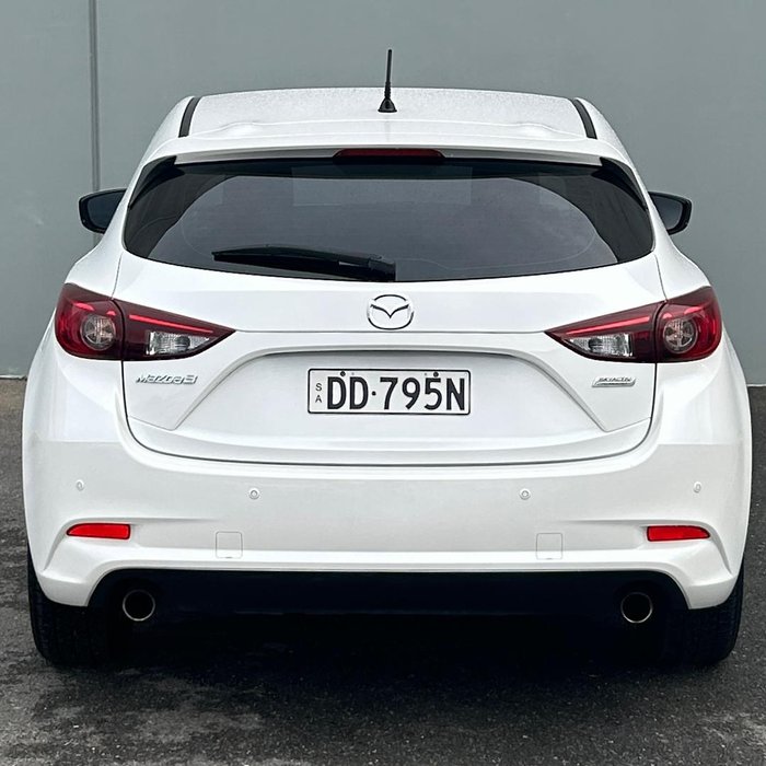 2016 Mazda 3 Neo