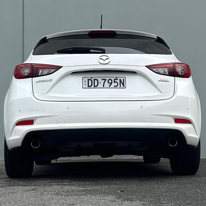 2016 Mazda 3 Neo