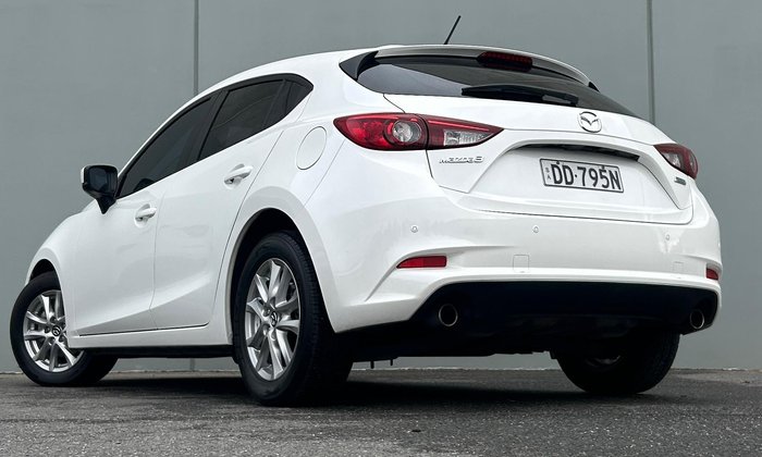 2016 Mazda 3 Neo
