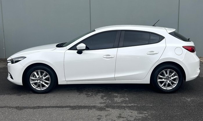 2016 Mazda 3 Neo