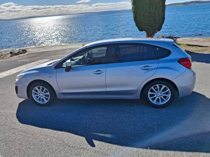 2014 Subaru Impreza 2.0i