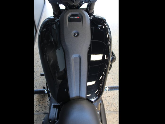 2025 Harley-davidson FXLRS LOW RIDER S (117) VIVID BLACK