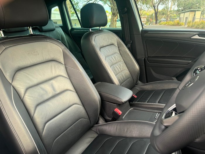 2022 Volkswagen Tiguan 162TSI R-Line