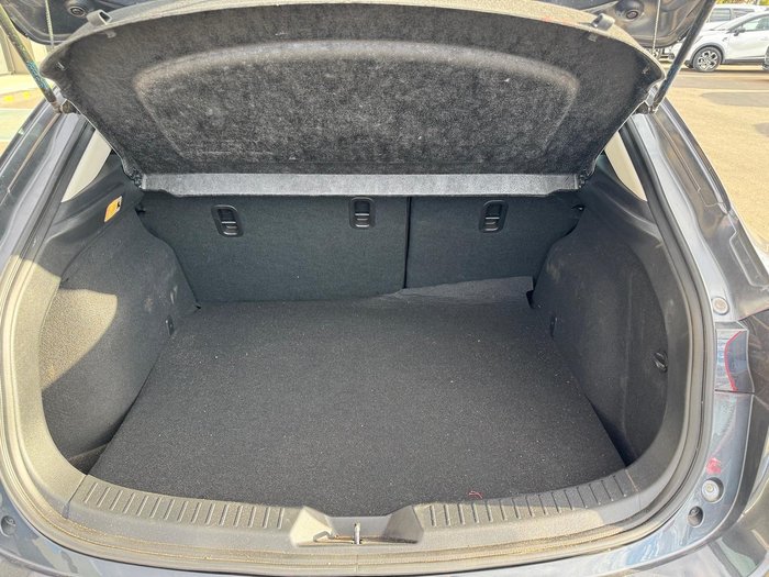 2016 Mazda 3 Neo