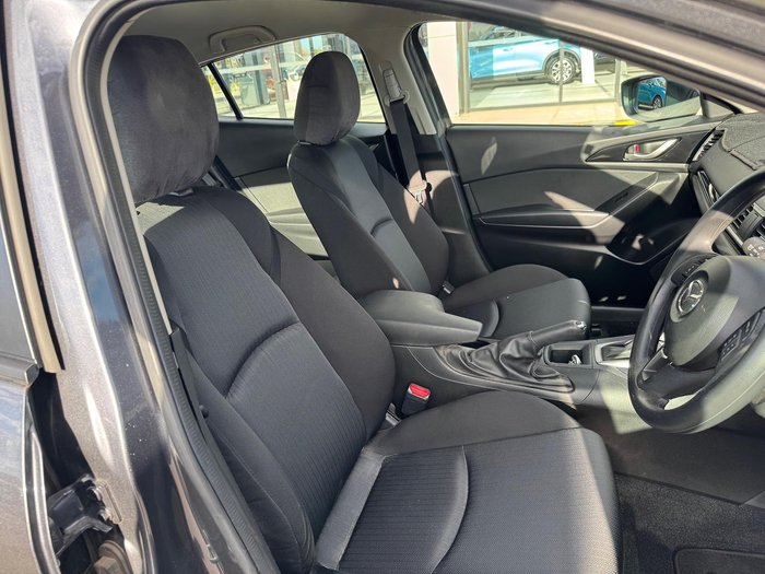 2016 Mazda 3 Neo