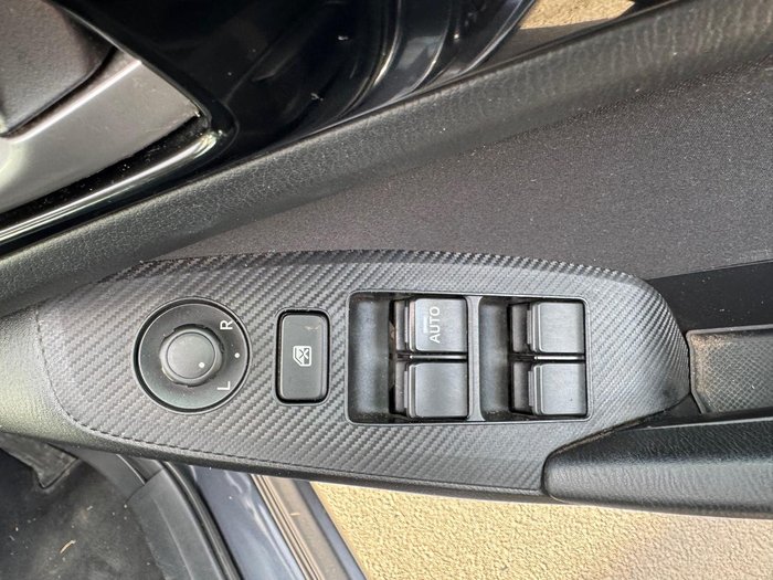 2016 Mazda 3 Neo