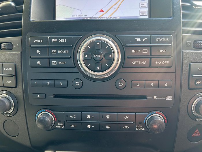 2014 Nissan Navara ST