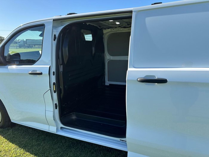 2025 Ford Transit Custom Trend SWB