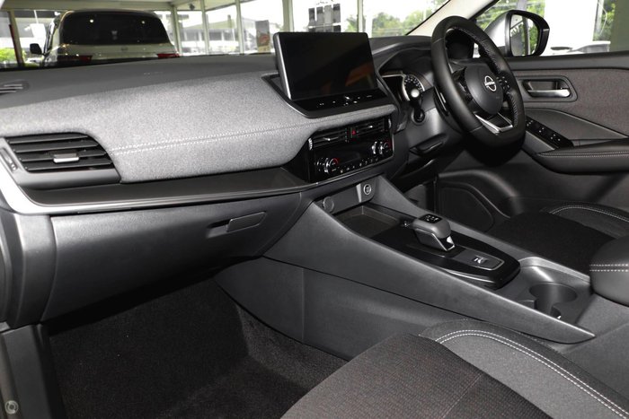 2025 Nissan QASHQAI ST J12 MY25 Platinum