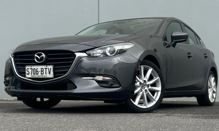 2017 Mazda 3 SP25