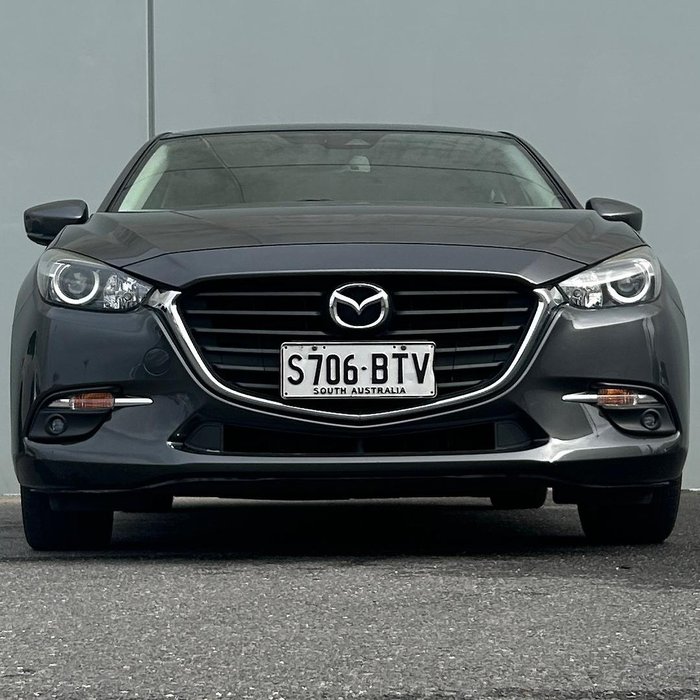2017 Mazda 3 SP25