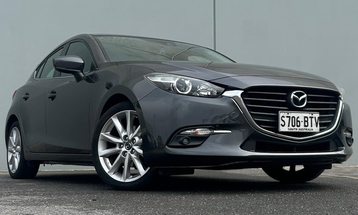 2017 Mazda 3 SP25