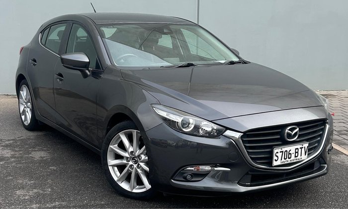 2017 Mazda 3 SP25