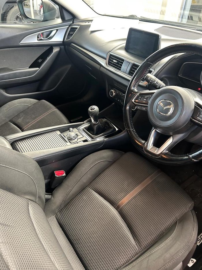 2017 Mazda 3 SP25