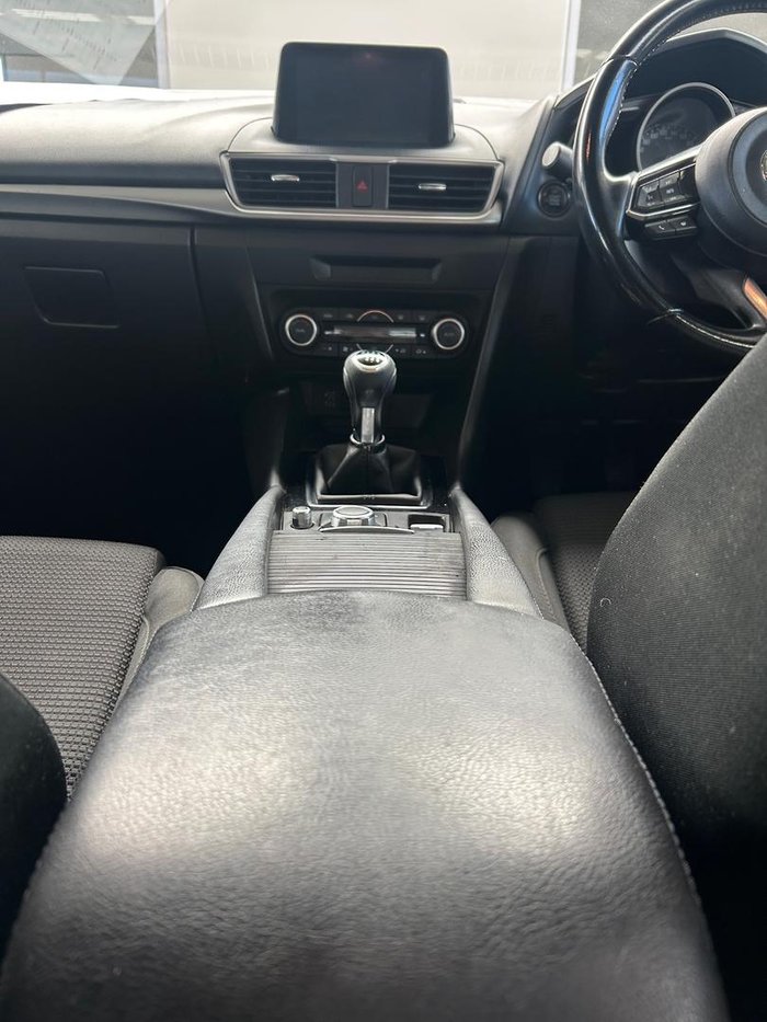 2017 Mazda 3 SP25