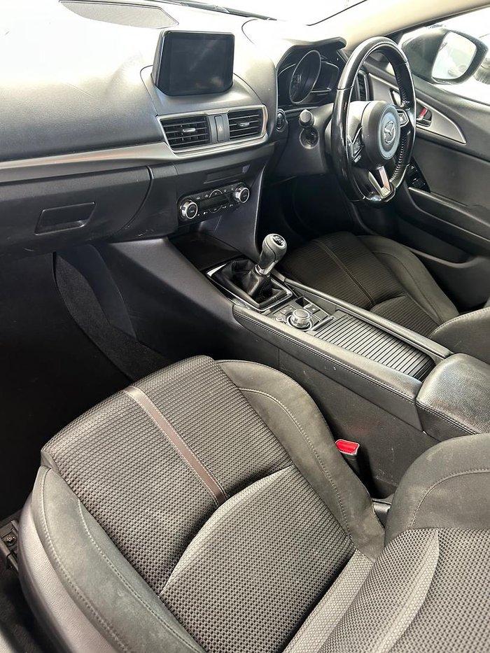 2017 Mazda 3 SP25