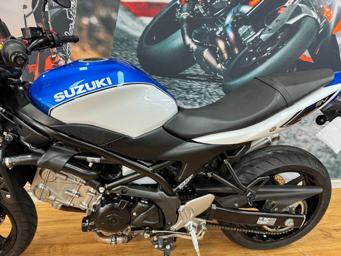 2018 Suzuki SV650AU LAMS BLUE/WHITE