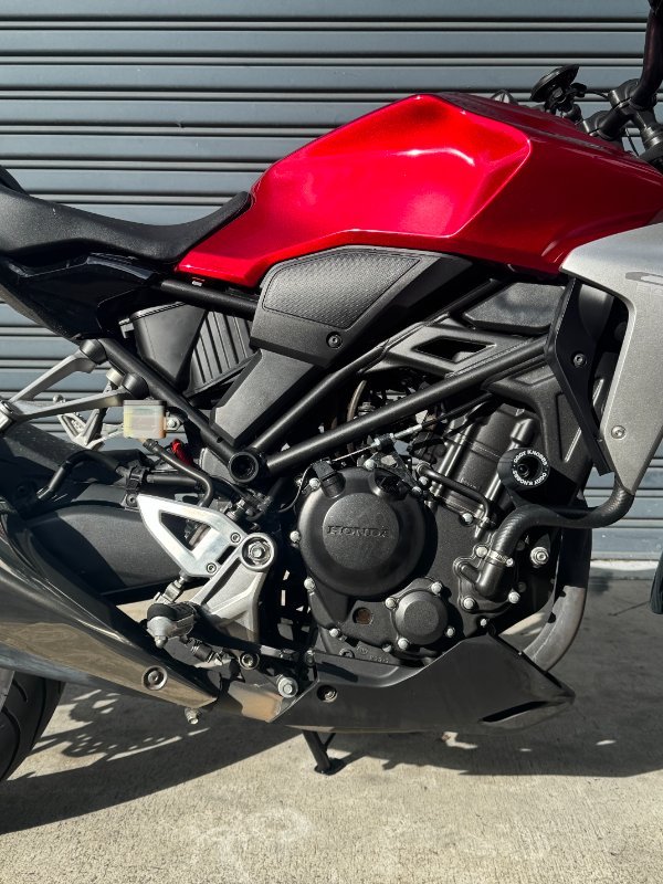 2018 Honda CB300R Red