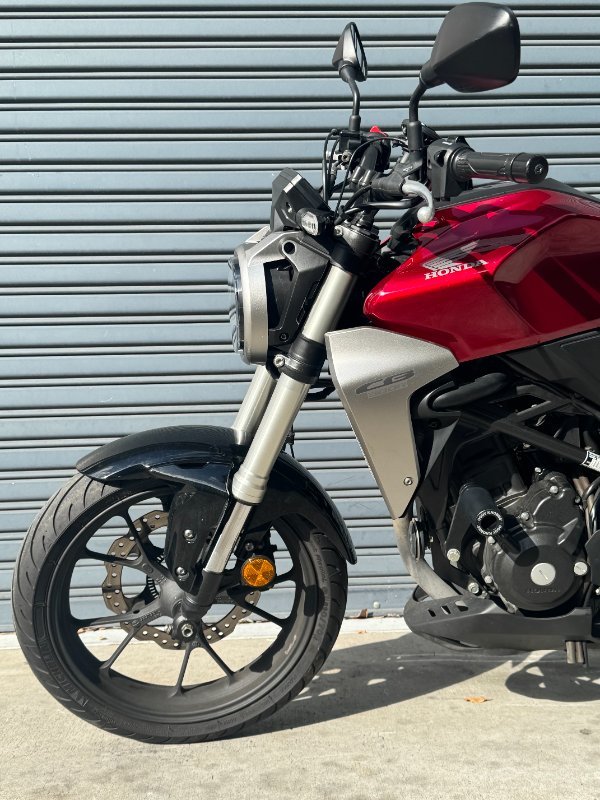 2018 Honda CB300R Red