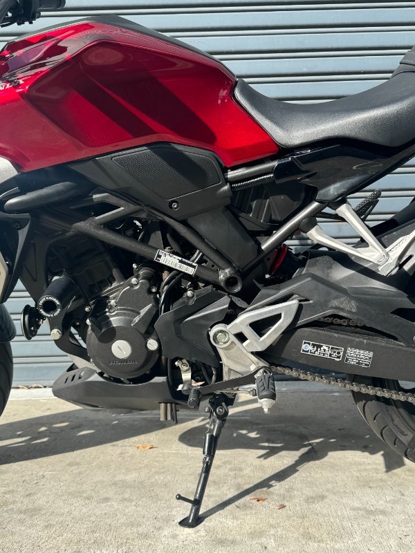 2018 Honda CB300R Red