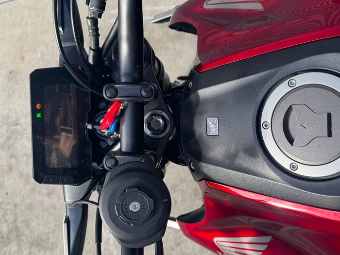 2018 Honda CB300R Red