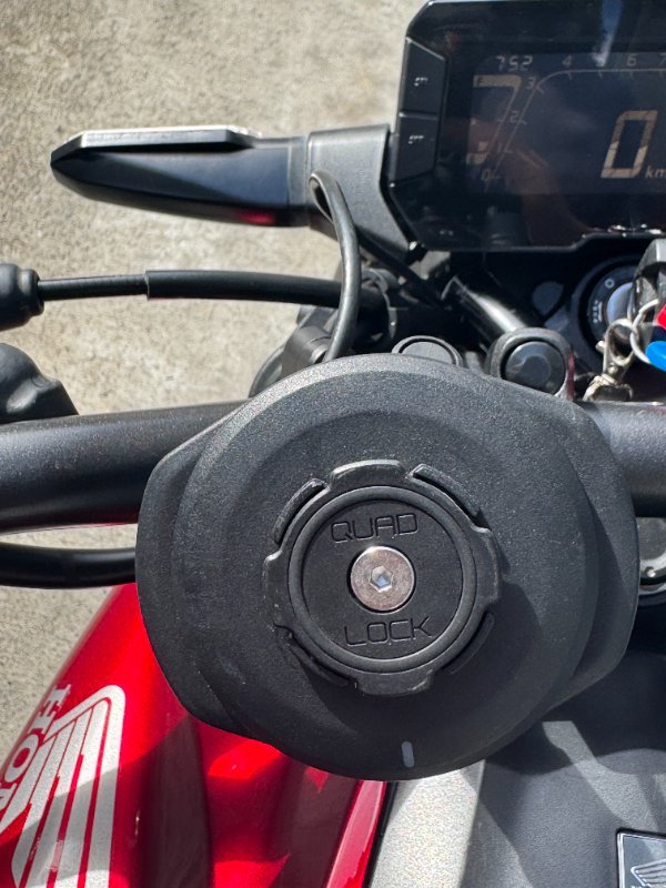 2018 Honda CB300R Red