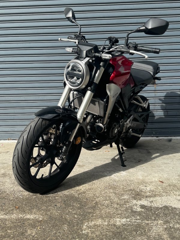 2018 Honda CB300R Red