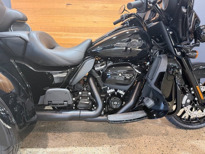 2025 Harley-davidson 2025 Harley-davidson 1900CC FLHTCUTG TRI GLIDE U/CLC 114 TRI BLACK