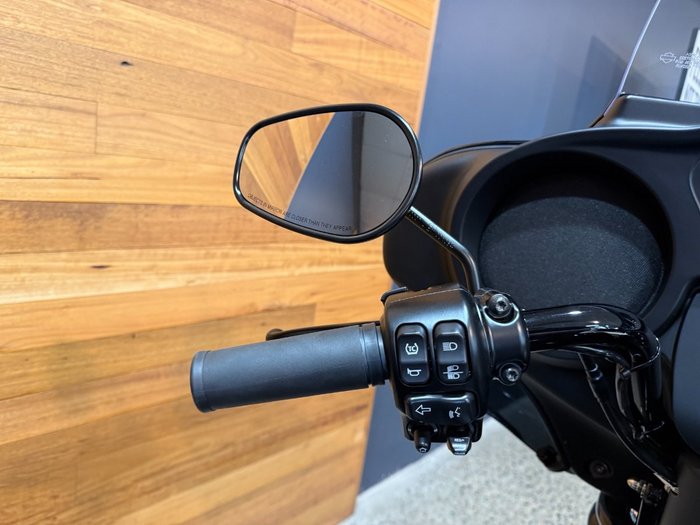 2025 Harley-davidson 2025 Harley-davidson 1900CC FLHTCUTG TRI GLIDE U/CLC 114 TRI BLACK