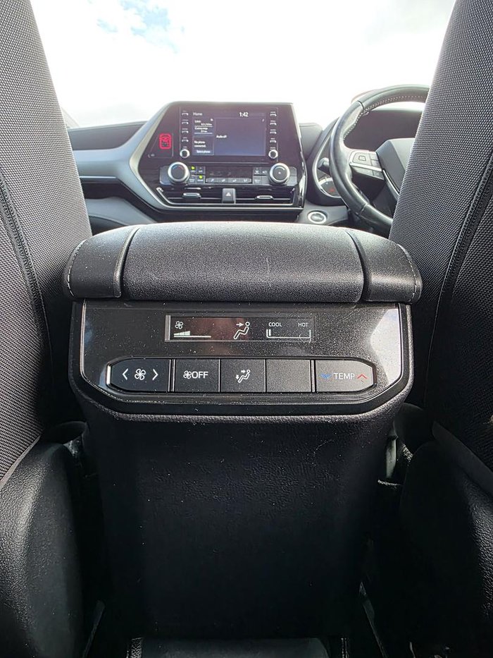 2021 Toyota Kluger GX