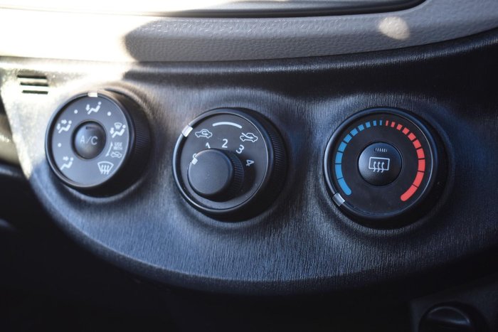 2012 Toyota Yaris YR